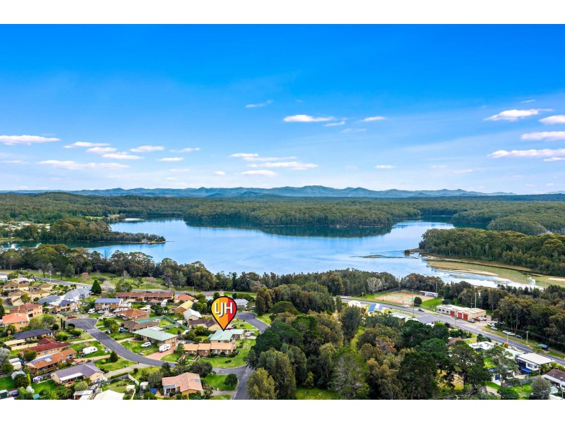 8 George Place, Dalmeny NSW 2546