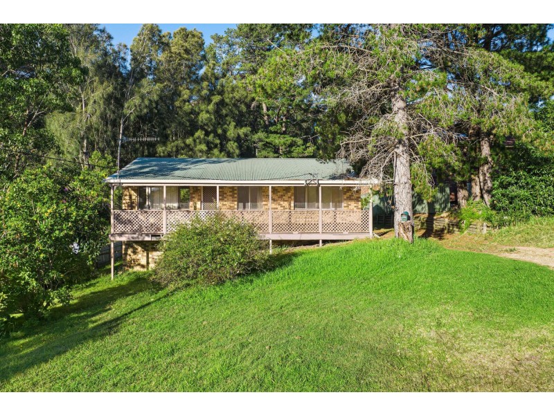 6 Thomson Parade, Dalmeny NSW 2546