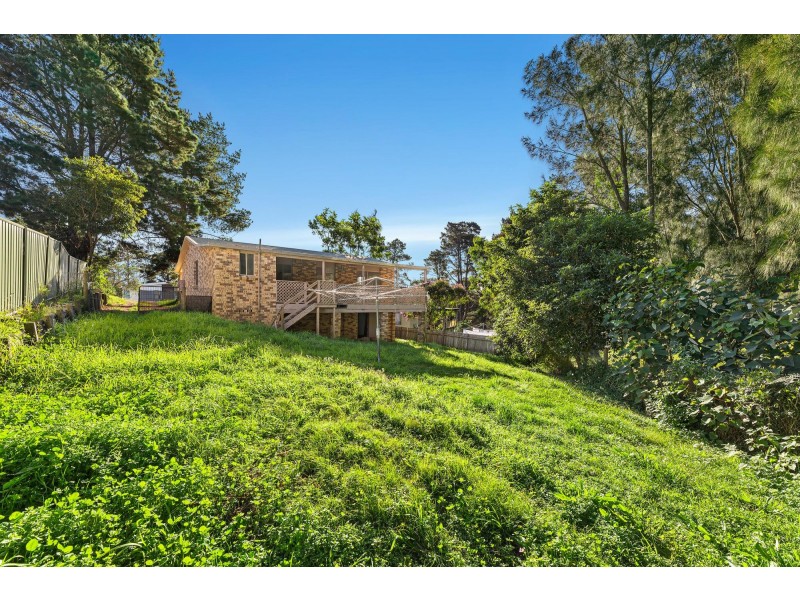 6 Thomson Parade, Dalmeny NSW 2546