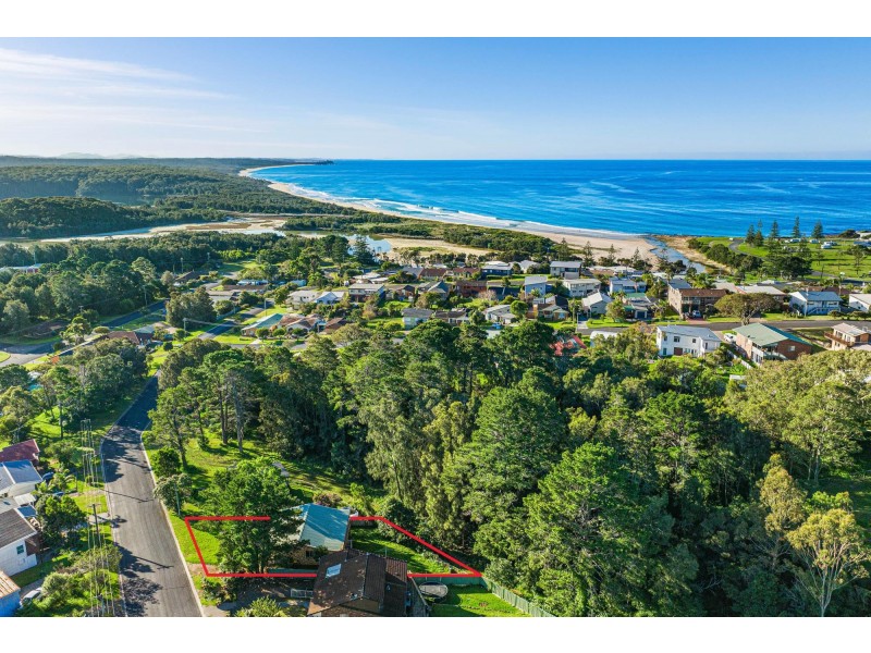 6 Thomson Parade, Dalmeny NSW 2546