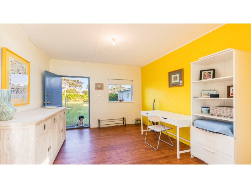 33 McMillan Crescent, Dalmeny NSW 2546