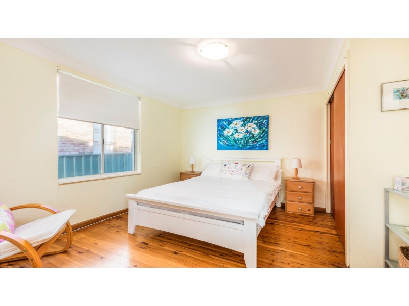 33 McMillan Crescent, Dalmeny NSW 2546