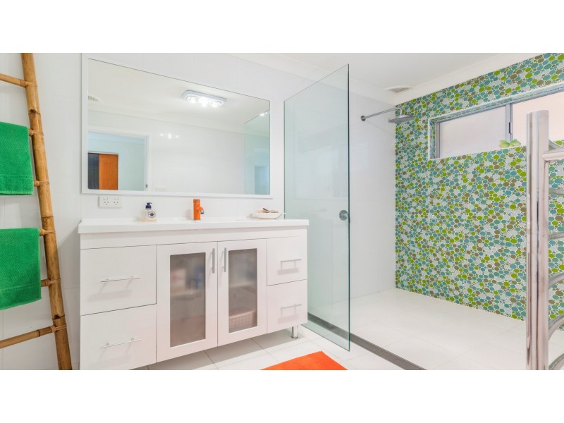 33 McMillan Crescent, Dalmeny NSW 2546