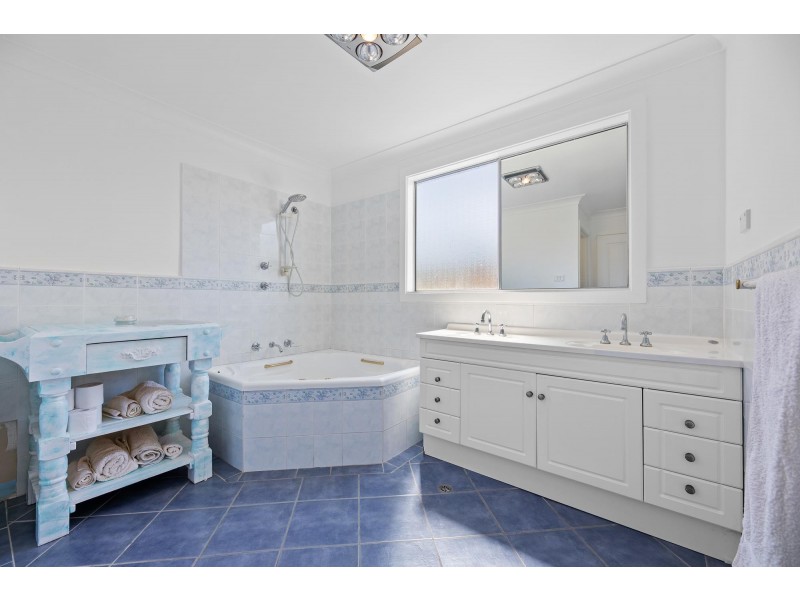 9 Montague Avenue, Kianga NSW 2546