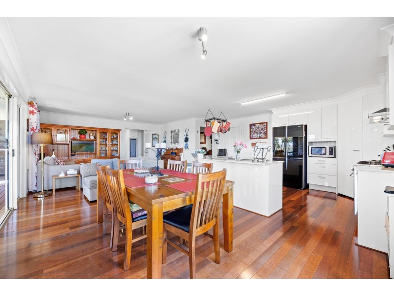 20 Dawn Parade, Kianga NSW 2546