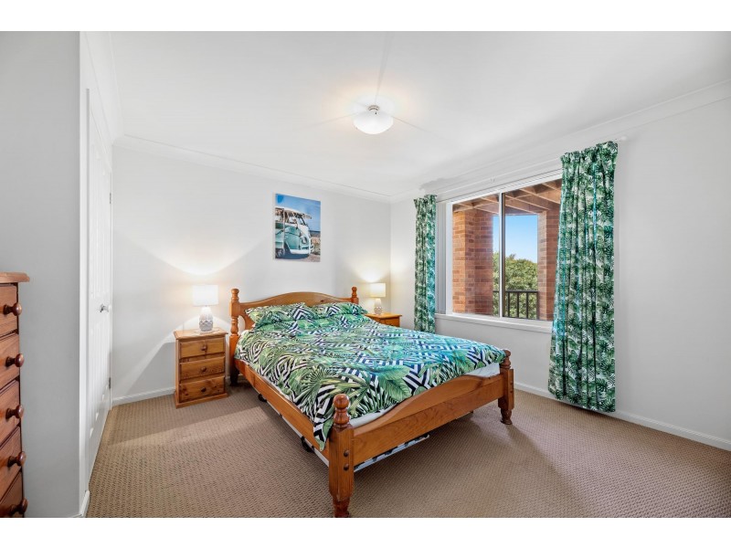 20 Dawn Parade, Kianga NSW 2546