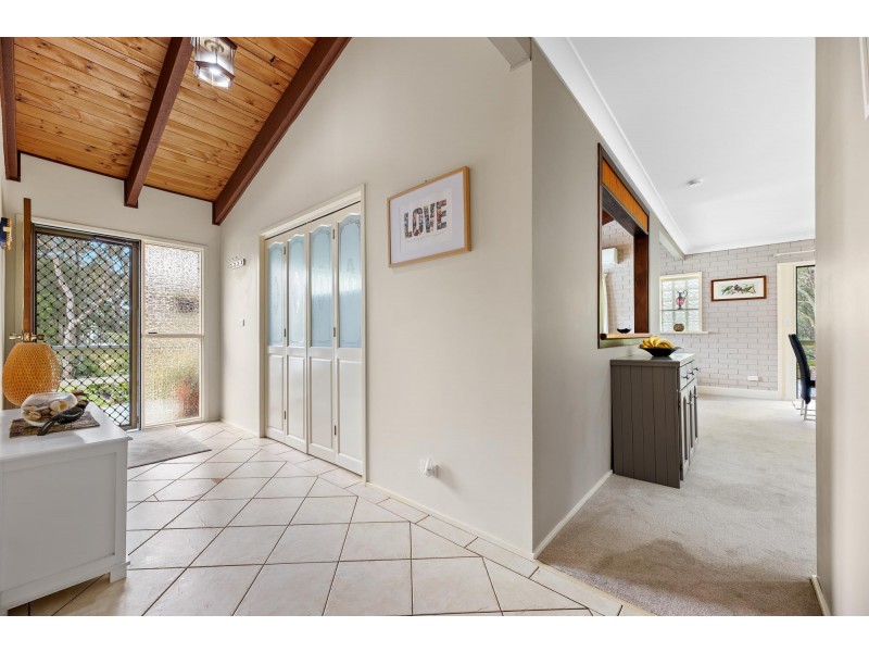 17 Coastal Court, Dalmeny NSW 2546