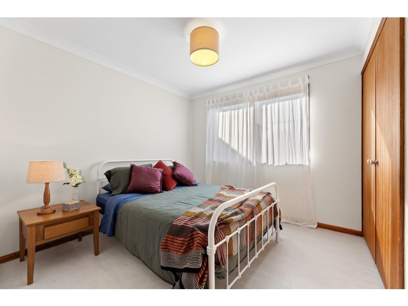 9 Dulling Street, Dalmeny NSW 2546