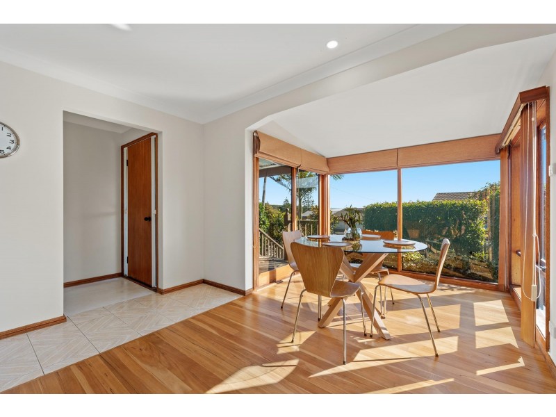 9 Dulling Street, Dalmeny NSW 2546