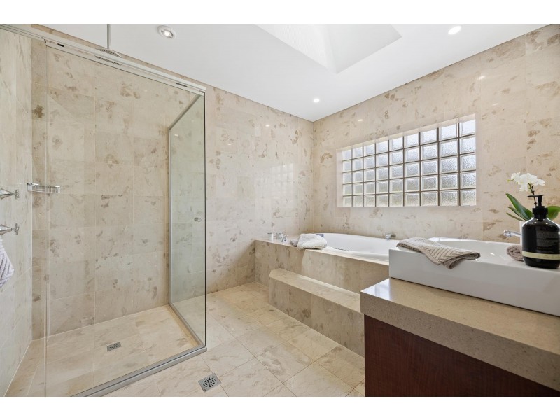 73 Rainforest Parkway, Narooma NSW 2546