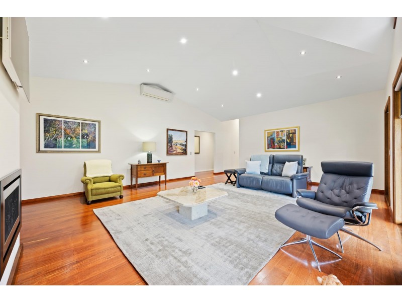 73 Rainforest Parkway, Narooma NSW 2546