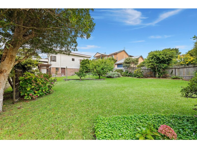 19 Cresswick Parade, Dalmeny NSW 2546