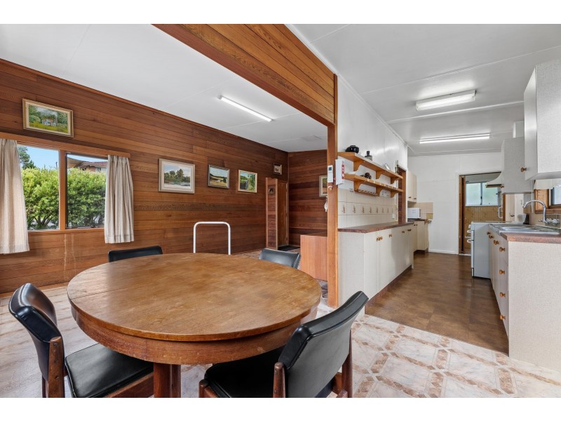 19 Cresswick Parade, Dalmeny NSW 2546