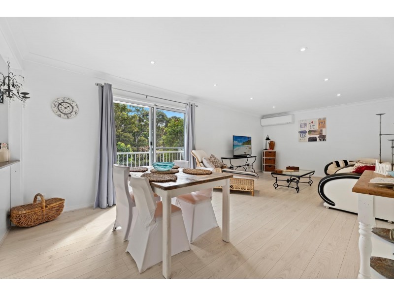 27 Barker Parade, Narooma NSW 2546