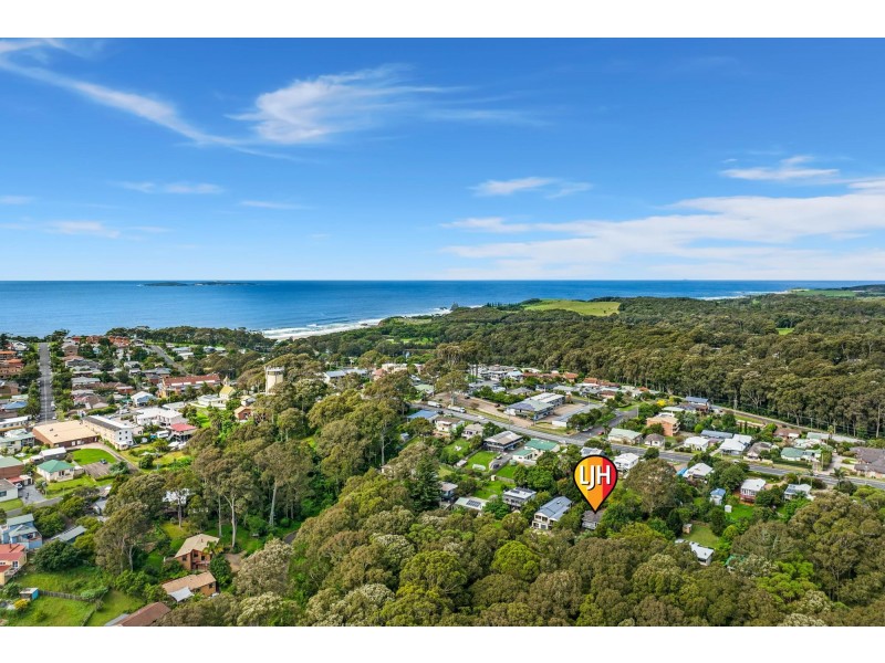 27 Barker Parade, Narooma NSW 2546