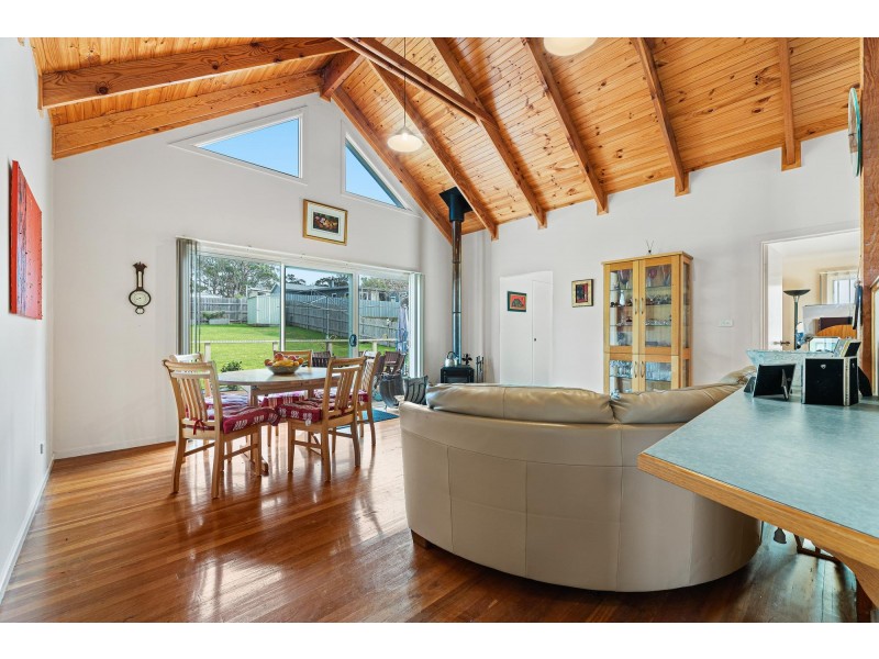 9 Brighton Park Road, Wallaga Lake NSW 2546