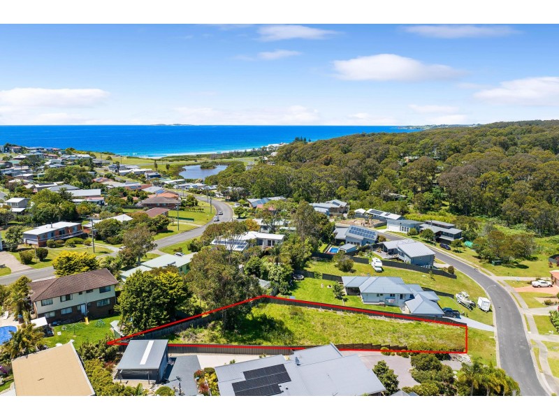 11 Yabbarra Drive, Dalmeny NSW 2546