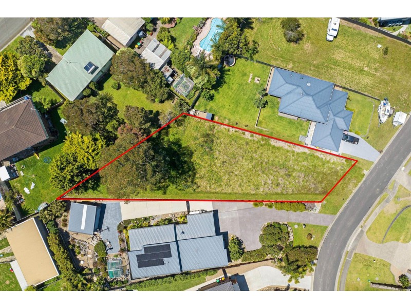 11 Yabbarra Drive, Dalmeny NSW 2546