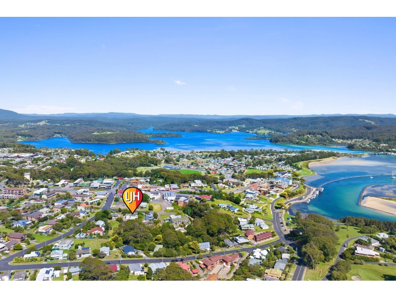1/5 Angle Street, Narooma NSW 2546