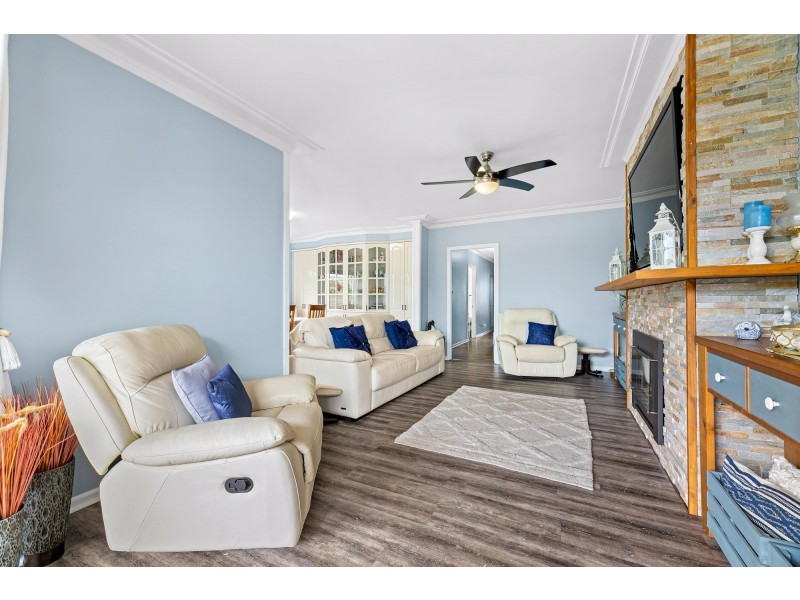 9 Riverside Drive, Narooma NSW 2546