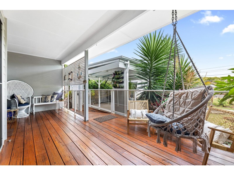 9 Riverside Drive, Narooma NSW 2546