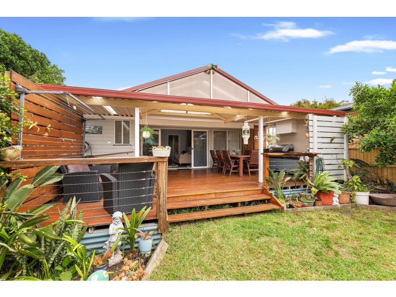 9 Riverside Drive, Narooma NSW 2546