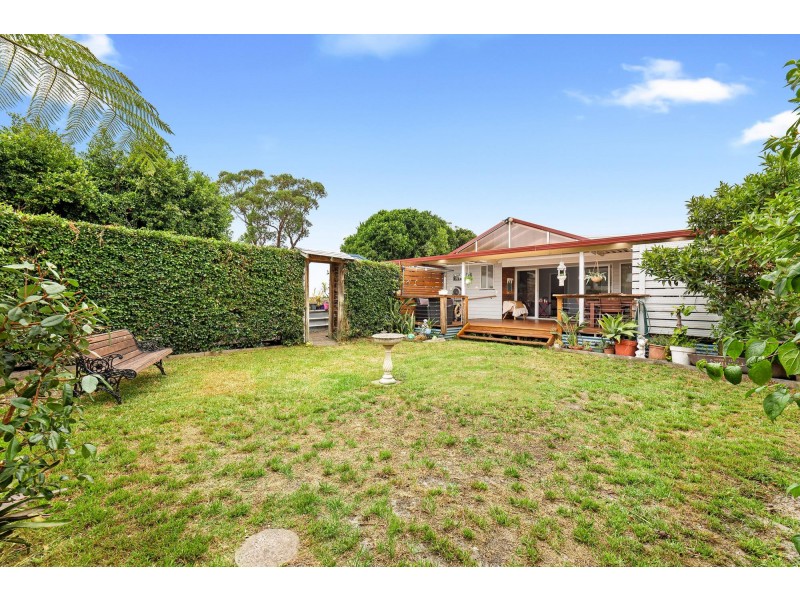 9 Riverside Drive, Narooma NSW 2546