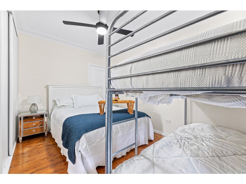 9 Riverside Drive, Narooma NSW 2546