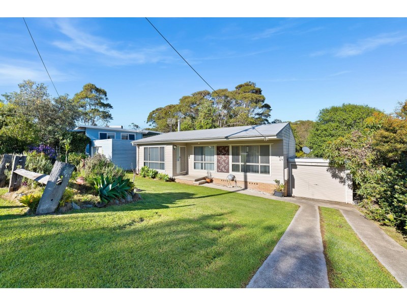 33 Mummaga Way, Dalmeny NSW 2546