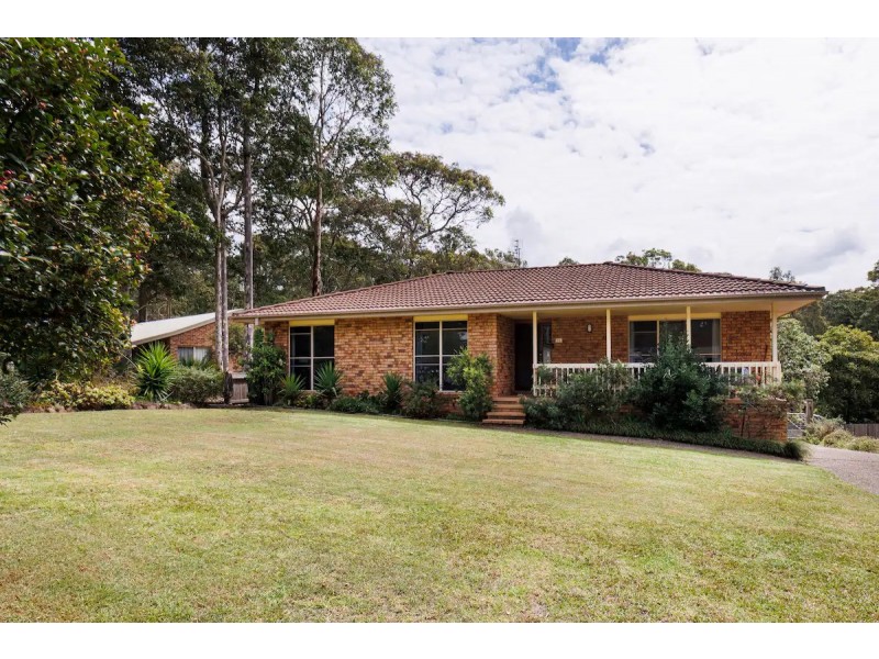 11 Eucalyptus Drive, Dalmeny NSW 2546