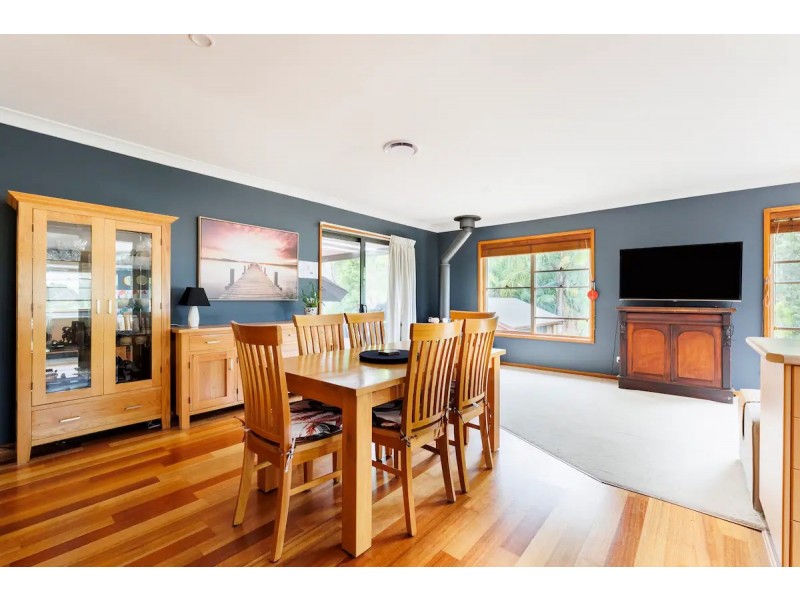 11 Eucalyptus Drive, Dalmeny NSW 2546