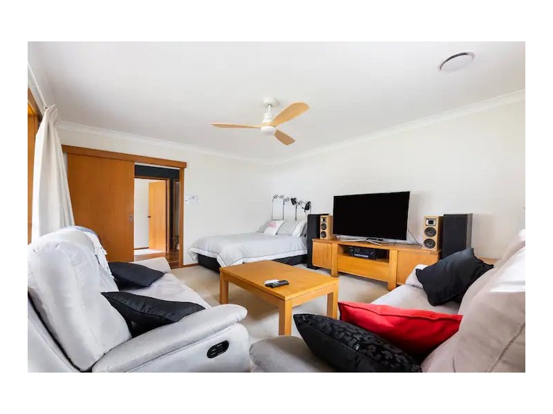 11 Eucalyptus Drive, Dalmeny NSW 2546