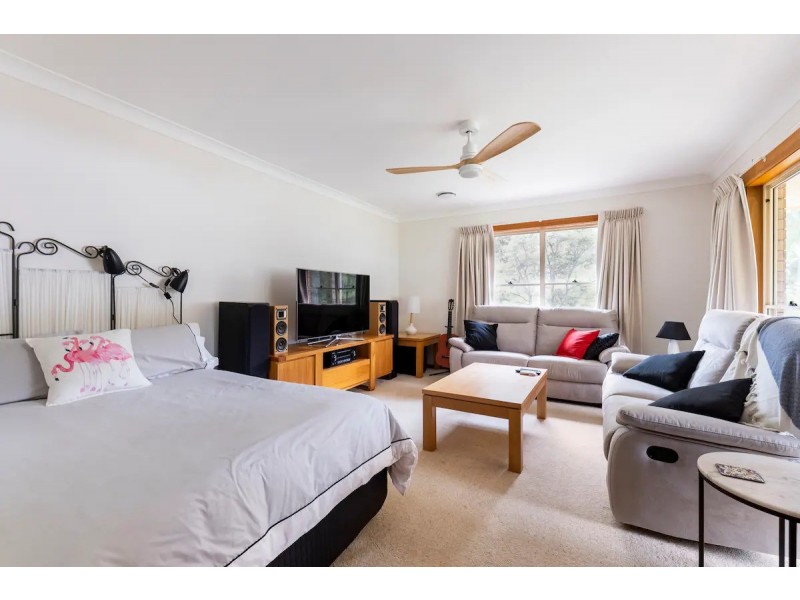 11 Eucalyptus Drive, Dalmeny NSW 2546