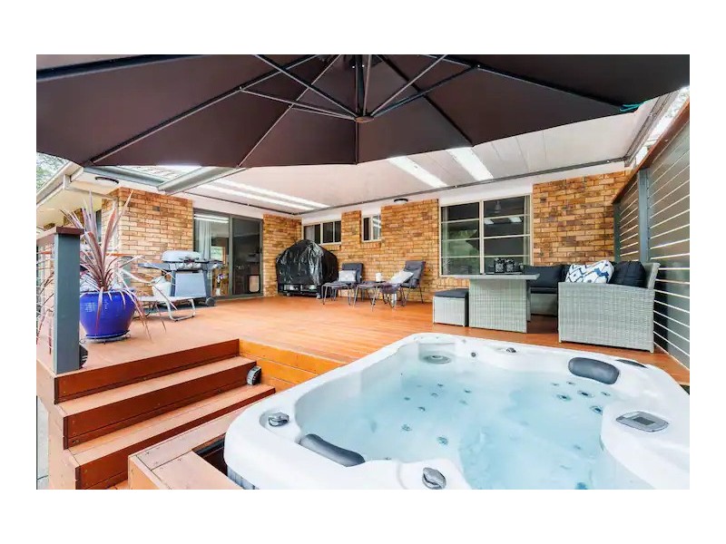 11 Eucalyptus Drive, Dalmeny NSW 2546