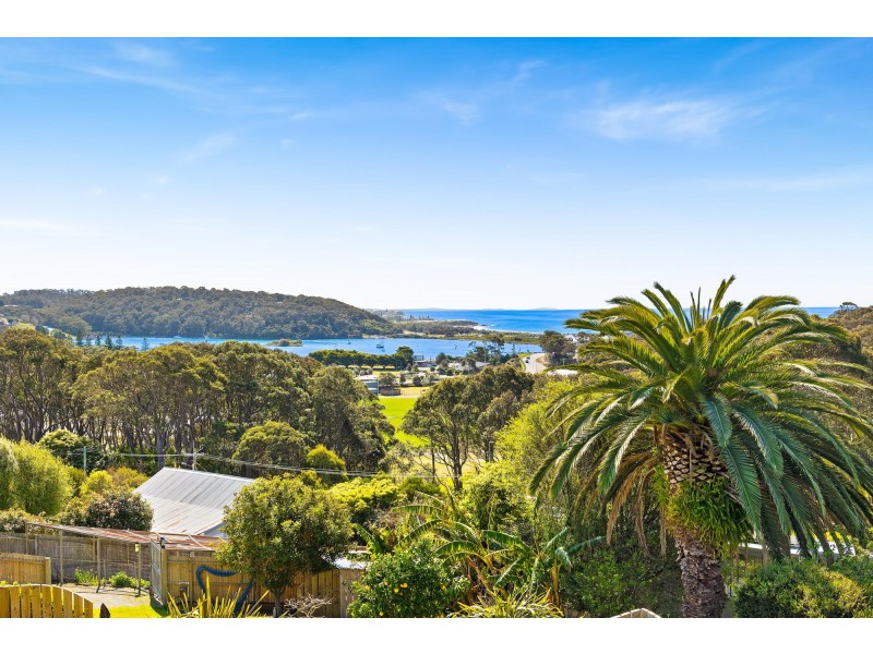 162 Princes Highway, Narooma NSW 2546