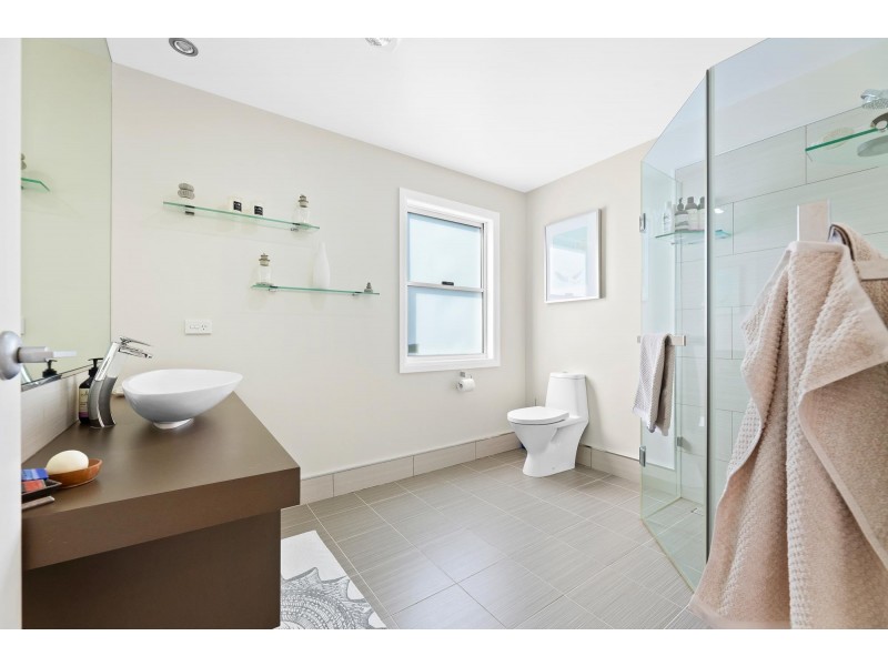 162 Princes Highway, Narooma NSW 2546