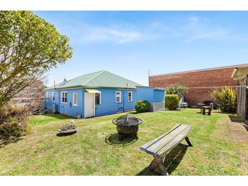 122 Wagonga Street, Narooma NSW 2546