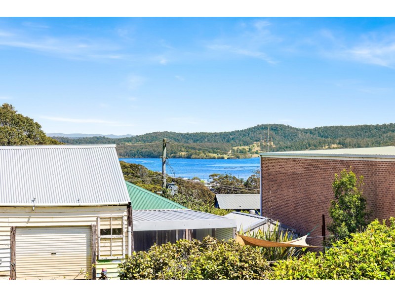 122 Wagonga Street, Narooma NSW 2546