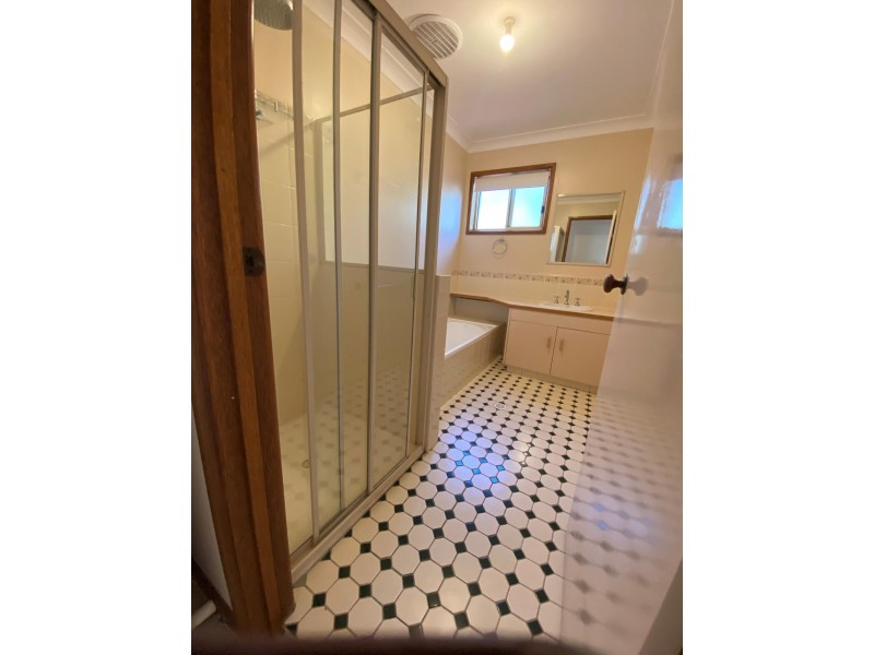 1/17 Eucalyptus Drive, Dalmeny NSW 2546