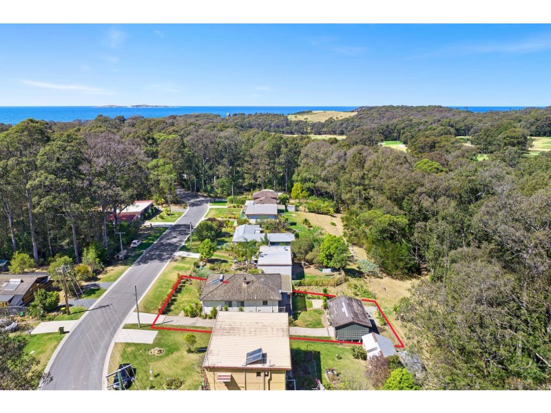 20 Loader Parade, Narooma NSW 2546