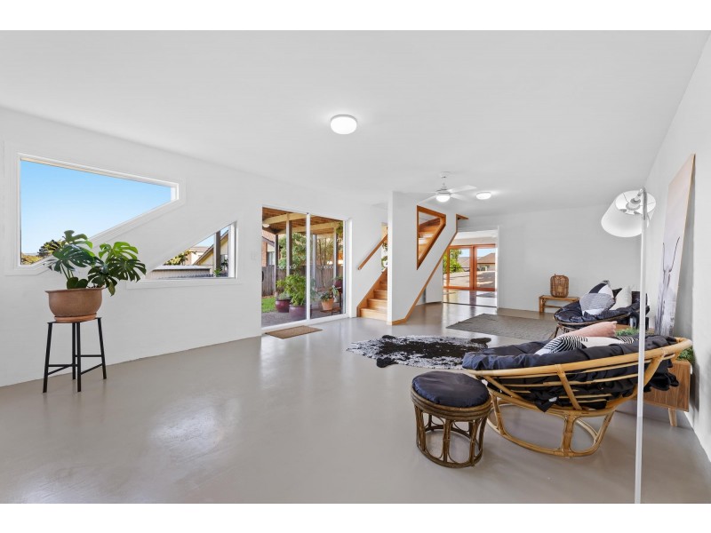 9 Dulling Street, Dalmeny NSW 2546