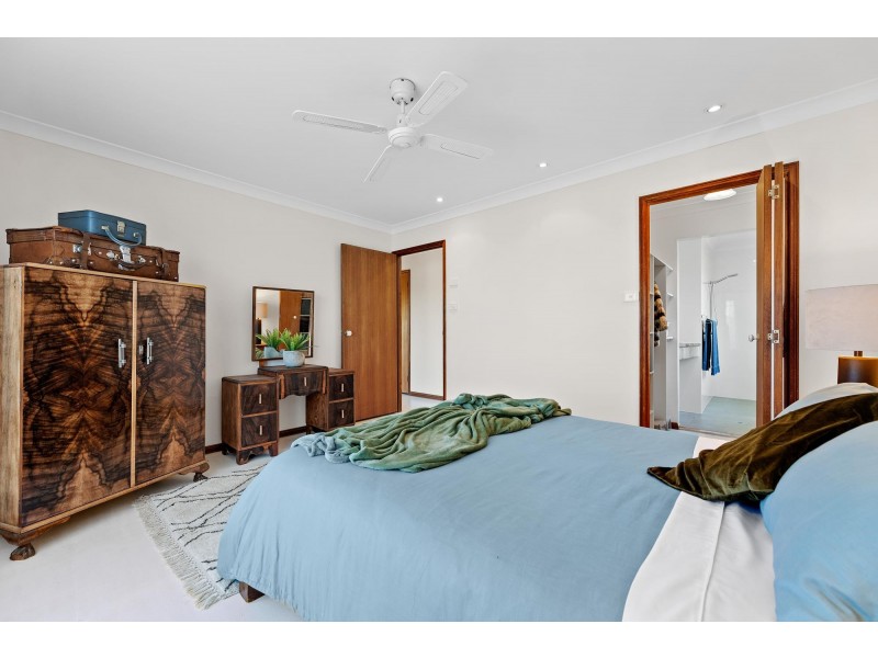 9 Dulling Street, Dalmeny NSW 2546