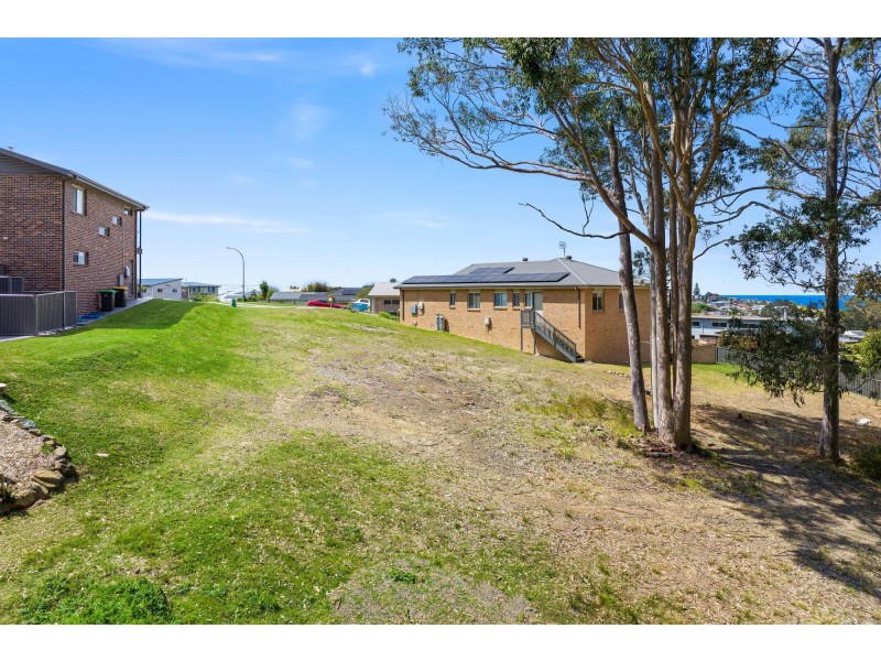 50 Yabbarra Drive, Dalmeny NSW 2546