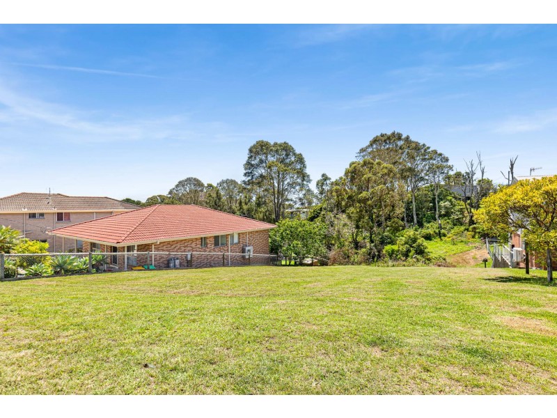 26 Thomson Parade, Dalmeny NSW 2546