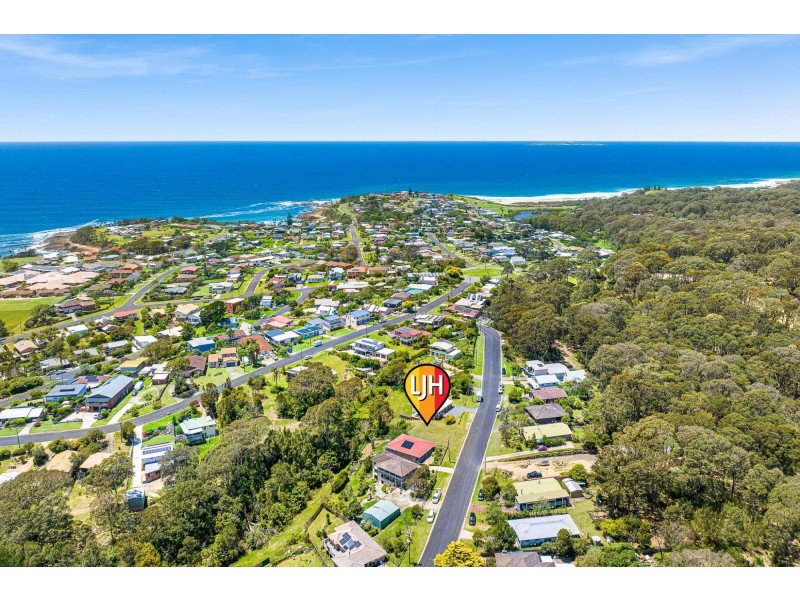 26 Thomson Parade, Dalmeny NSW 2546