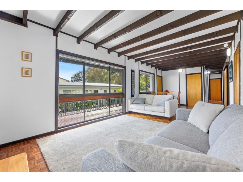 39 Tatiara Street, Dalmeny NSW 2546