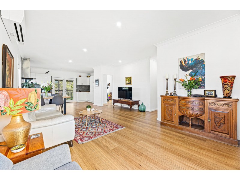 8 Ernest Street, Dalmeny NSW 2546