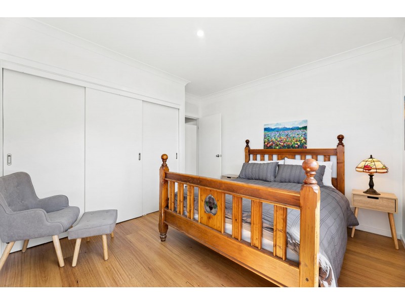 8 Ernest Street, Dalmeny NSW 2546
