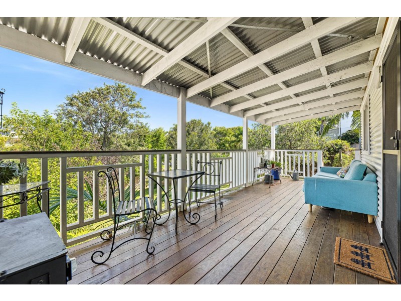 8 Ernest Street, Dalmeny NSW 2546