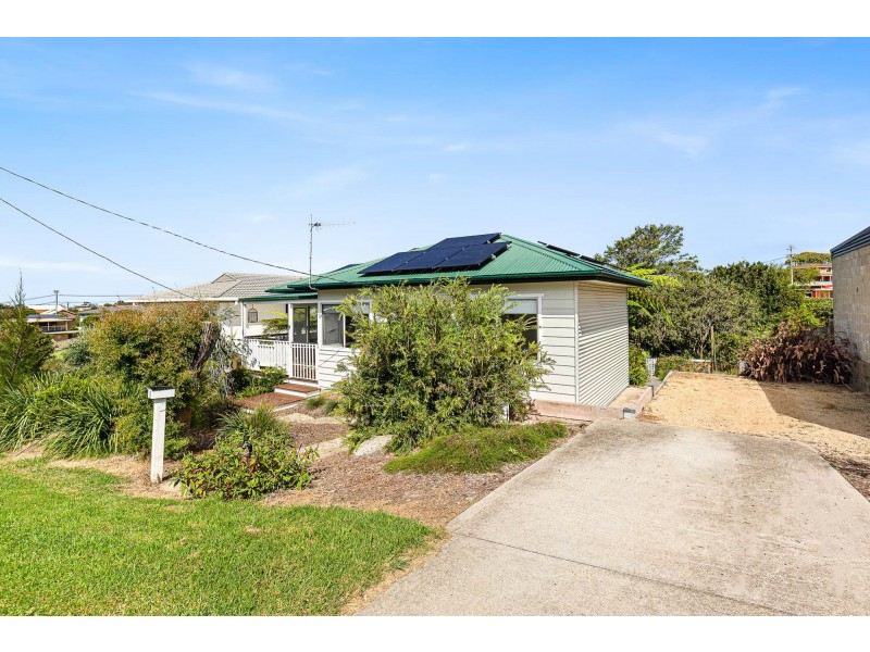 8 Ernest Street, Dalmeny NSW 2546